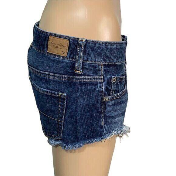 American Eagle Womens Denim Blue Jean Shorts Dark Wash Cutoff Size 4 - Picture 4 of 8